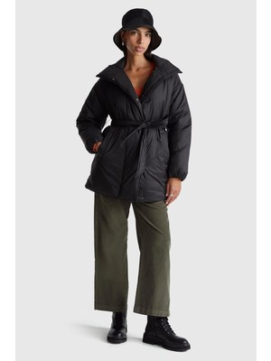 United Colors Of Benetton Siyah Kadın / Kız Kdn_beli Bağlamalı Cepli Dik Yaka Mont Model Kodu: 2NIWDN08R100