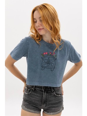 S-Ponder Kadın " Araba & Çiçek Nakışlı "kısa Kesim Crop Yıkamalı Kumaş %100  Pamuklu Tişört