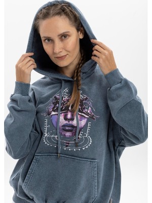 S-Ponder Kadın Piercingli Yüz Baskılı Oversize Kapüşonlu %100 Pamuk Sweatshirt