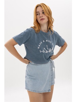 S-Ponder Kadın Iyi Günler Iskelet Baskılı Kısa Kesim Crop Yıkamalı Kumaş %100 Pamuklu Tişört