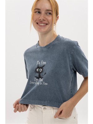 S-Ponder Kadın Her Şey Yolunda Baskılı Kısa Kesim Crop Yıkamalı Kumaş %100  Pamuklu Tişört