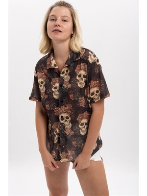 S-Ponder Kadın Vintage Kurukafa Desenli %100 Polyester Örme Kısa Kollu Gömlek