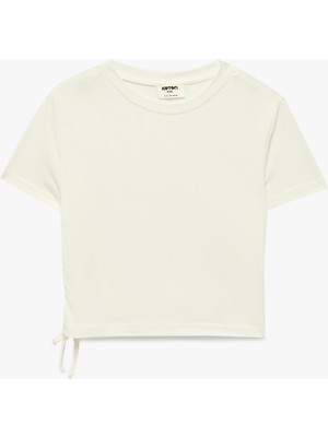 Koton Modal Karışımlı Büzgü Detaylı Kısa Kollu Bisiklet Yaka Crop Tişört
