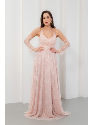 Lafaba Kadın Pudra Gold Aksesuarlı Uzun Kloş Dantel Abiye Elbise
