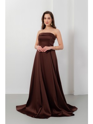 Lafaba Kadın Kahverengi Straplez Yaka Saten Uzun Kloş Abiye Elbise