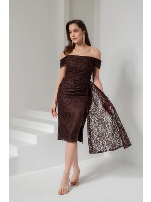 Lafaba Kadın Kahverengi Kayık Yaka Dantelli Midi Abiye Elbise