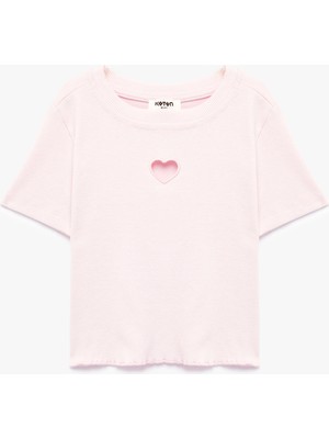 Koton Pamuklu Kısa Kollu Kalp Pencere Detaylı Crop Tişört
