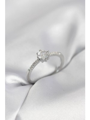 DS LLC Ietaks™ Tek Taş Model Gümüş Renk Zirkon Taşlı Kadın Yüzük