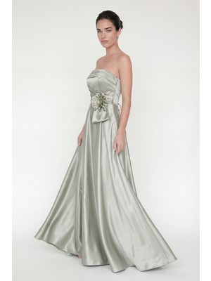 Lafaba Kadın Mint Yeşili Straplez Yaka Çiçek Detaylı Uzun Söz Nişan Nikah Abiye