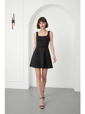 Lafaba Kadın Siyah Kare Yaka Kemerli Mini Mezuniyet Abiye Elbise