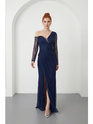 Lafaba Kadın Lacivert Göğüs Detaylı Uzun Dantel Abiye Elbise