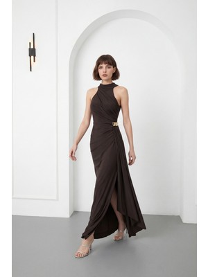 Lafaba Kadın Kahverengi Halter Yaka Aksesuar Detay Uzun Abiye Elbise
