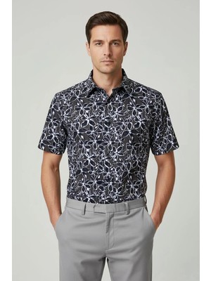 Sabri Özel Giotelli Haki Desenli %98 Pamuk Kısa Kol Klasik Yaka Erkek Gömlek