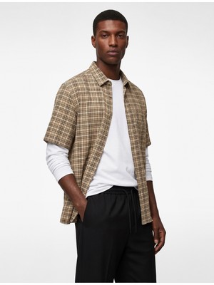 Koton Rahat Kalıp Cep Detaylı Kısa Kollu Klasik Yaka Gofre Kumaş Kareli Gömlek