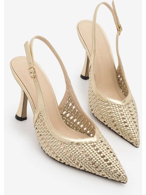 Marjin Kadın Stiletto Sivri Burun Arkası Açık V Yaka El Örgüsü Klasik Topuklu Ayakkabı Nules Altın