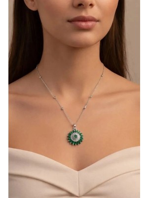 Gümüş Renk Yeşil Taş Güneş Model Top Zincir Çelik Kolye