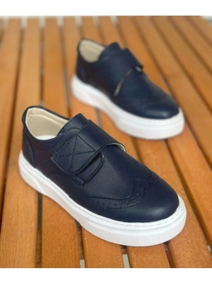 Surpie Shoes Erkek Çocuk Günlük Ayakkabı Kalın Taban ve Cırtlı Bağlama ile Kolay Giyme