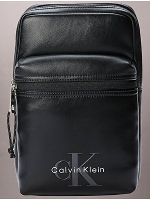Calvin Klein Erkek Bold Logo Detaylı Webbing Omuz Çantası
