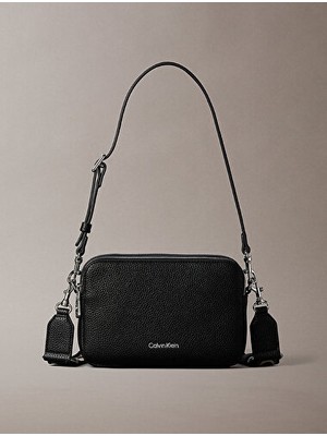 Calvin Klein Kadın Webbing Strap Camera Omuz Çantası