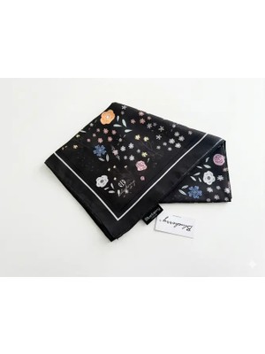 Çiçek Desenli Pamuk Eşarp