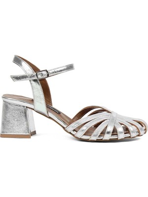 Celal Gültekin Kadın Gümüş Kalın Topuklu Deri Gladyatör  Sandalet