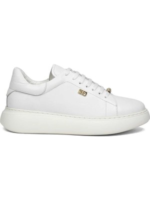 Celal Gültekin Kadın Beyaz Bağcıklı Kalın Tabanlı Deri Sneaker