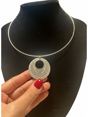 Vintage Takı Gümüş Kaplama Antik Desenli Oval Tasarım Choker Kolye