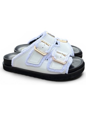 Degischic Beyaz Deri Püskül Terlik