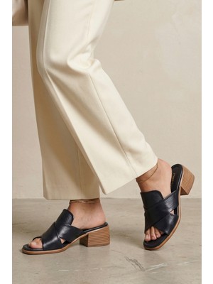 Mammamia Kadın Deri Terlik D26YT-1630