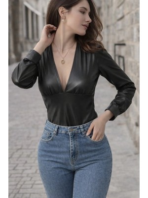 Stores36 Kadın Uzun Kollu Derin V Yakalı Deri Zıbın