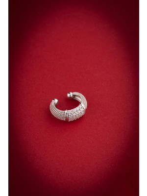 Nereze 925 Ayar Gümüş Rodyum Kaplama 5 Sıra Zirkon Taşlı Kıkırdak Küpe