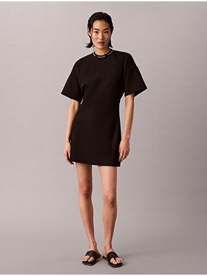 Calvin Klein Kadın Ss Logo Detaylı Rib Örgü T-Shirt Elbise
