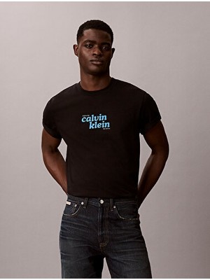Calvin Klein Erkek Ss 20's Travel Font Grafik Detaylı T-Shirt