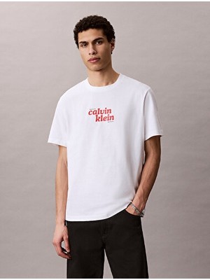Calvin Klein Erkek Ss 20's Travel Font Grafik Detaylı T-Shirt