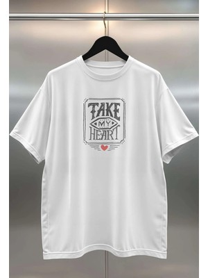 Buzagi Take My Heart Dijital Baskı Oversize Beyaz Unisex Tişört