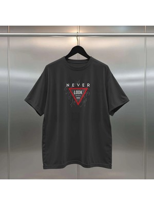 Buzagi Never Dijital Baskı Siyah Beyaz Unisex Oversize Tişört