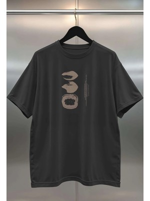 Buzagi Lips Dijital Baskı Siyah Beyaz Unisex Oversize Tişört