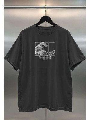 Buzagi Tokyo 1986 Dijital Baskı Siyah Beyaz Unisex Oversize Tişört