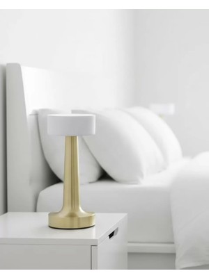 Marsilyan 3 Renk Ayarlı LED Masa Lambası Dimmerli Modern Tasarım