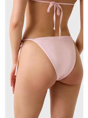 Guess 4g Logolu Bağlamalı Bikini Altı E6GO15KCUO2 Bayan Bikini Altı E6GO15 Kcuo2 G65Q