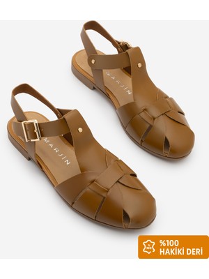 Marjin Kadın Hakiki Deri Bilekten Bantlı Tokalı Önü Kapalı Günlük Sandalet Yenzar Taba