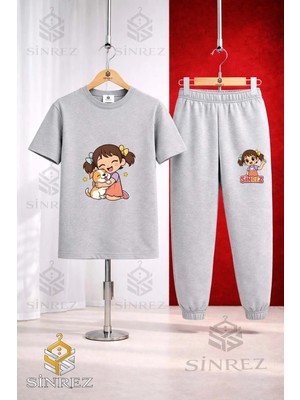 Çocuk Kız Kopekle Sarılan Baskılı Tişort Eşofman Takımı