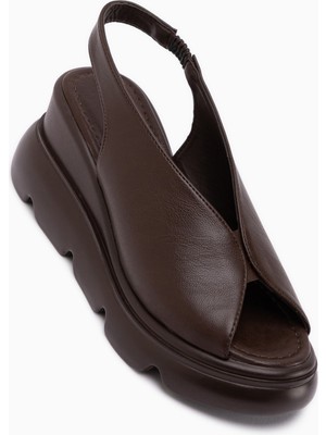 Limoya Tilda Kahve Lastikli Dolgu Topuklu Sandalet