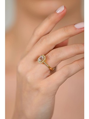 14 Ayar Altın Baget Taş Detaylı Yüzük