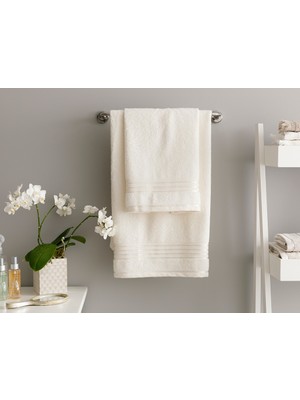 English Home Romantic Stripe Floşlu Pamuklu Banyo Havlusu Takımı Ekru