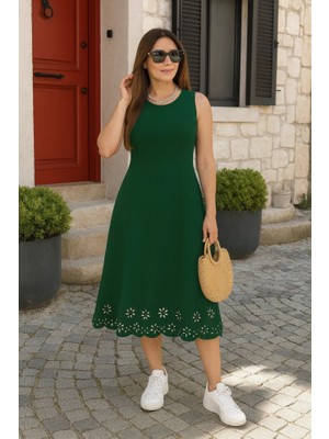 Stores36 Kadın Kolsuz Etek Ucu Lazer Kesim Çiçek Desenli Midi Boy Ithal Krep Elbise