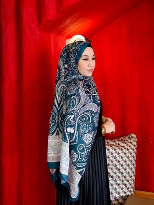 Minel Eşarp 34 Minelesarp Retro Desen Soft Şal Lacivert Renk