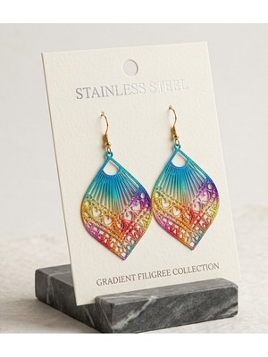 Fm Kolleksiyon - Gökkuşağı Renk Geçişli Lazer Kesim Çelik Küpe - Damla Formlu; Bohem Stil Renkli Filigran Çelik Küpe - Kararmaz Paslanmaz Çelik