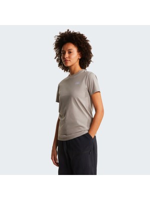 The North Face Evolution Simple Dome Slim Ss Kadın Tişört