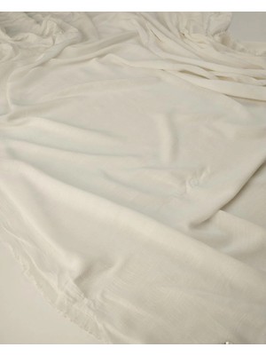 Kumaş Parça Ekru Renkte %100 Viskon Kumaş 135X110CM